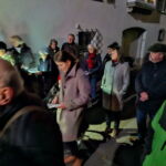 (20) Klara-Griefahn-Straße 14
Stolperstein für
* Klara Griefahn 1897 - 1945
Künstler: Niemöller-Chor
Fotos: Ralf Krieg