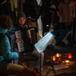 (36) Grietgasse 22
Stolperstein für
* Elisabeth Ammon 1900 - 1940
* Margarethe Ammon 1898 - 1940
Künstler: Schüller und Schülerinnen der Universale
Fotos: Frank Liebold